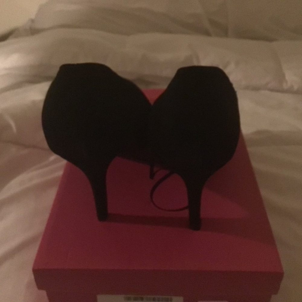 Peep Toe Pump - image 3